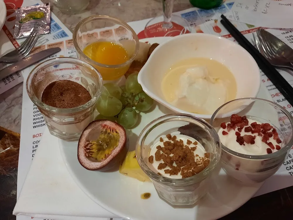 Tiramisus Maison Ile Flottante Fruit